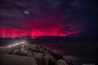 Social impazziti per l’aurora boreale, visibile anche nelle Marche